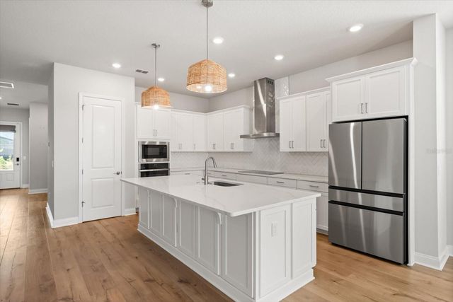 6452 QUEST STREET, St Cloud, FL 34771