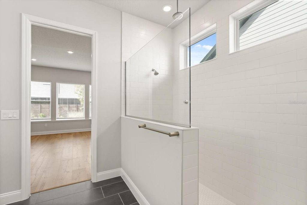 Image 10 of property listing at 6452 QUEST STREET, St Cloud, FL 34771