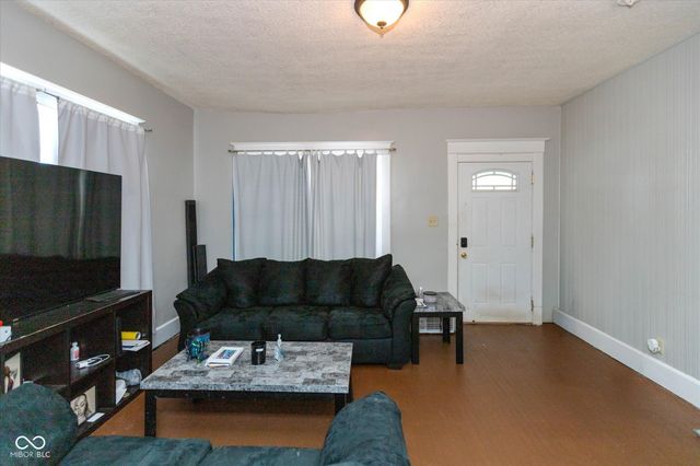 1359 Edgemont Avenue, Indianapolis, IN 46208