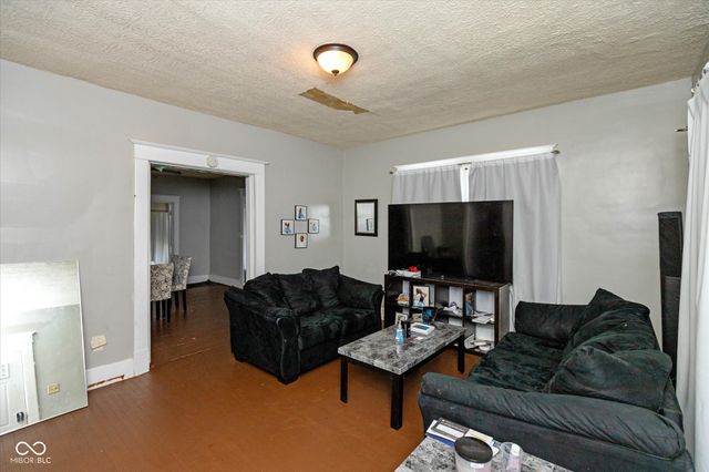 1359 Edgemont Avenue, Indianapolis, IN 46208