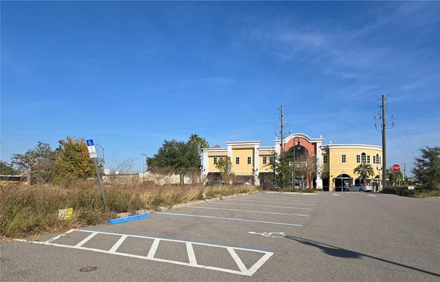 811 RETREAT BOULEVARD 201, Davenport, FL 33897