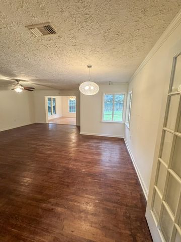 1718 2nd Terrace, Hattiesburg, MS 39401