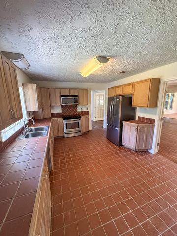 1718 2nd Terrace, Hattiesburg, MS 39401