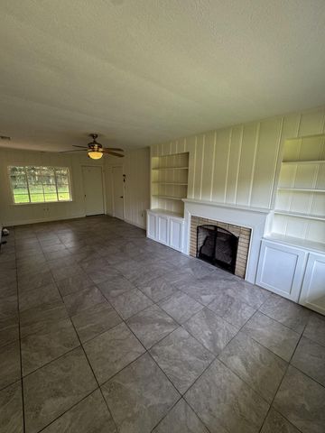 1718 2nd Terrace, Hattiesburg, MS 39401