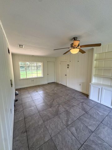 1718 2nd Terrace, Hattiesburg, MS 39401