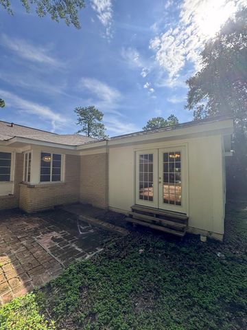 1718 2nd Terrace, Hattiesburg, MS 39401