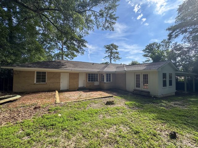 1718 2nd Terrace, Hattiesburg, MS 39401