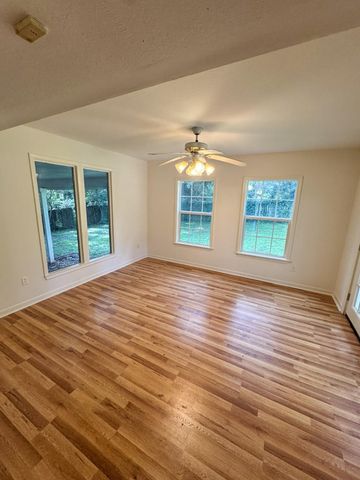 1718 2nd Terrace, Hattiesburg, MS 39401