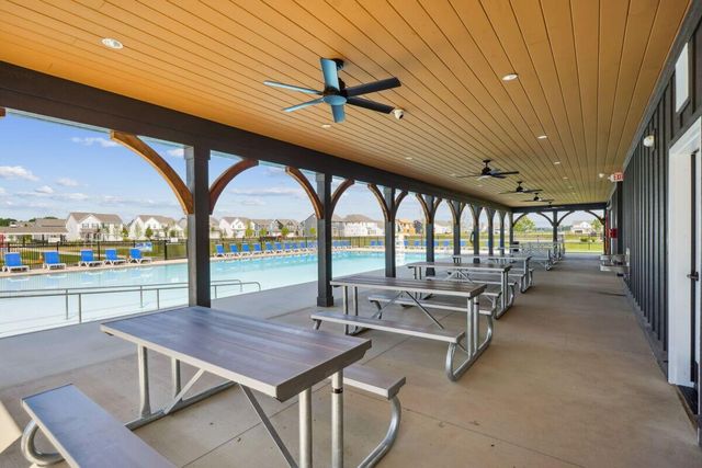 1426 Speedliner Drive, Plain City, OH 43064