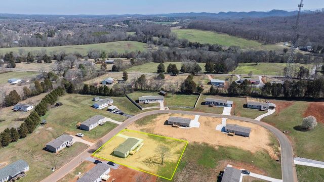 166 Meadow Lawn Drive, Englewood, TN 37329