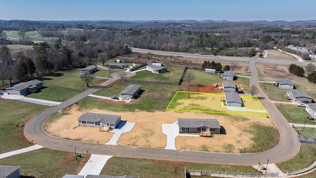 166 Meadow Lawn Drive, Englewood, TN 37329