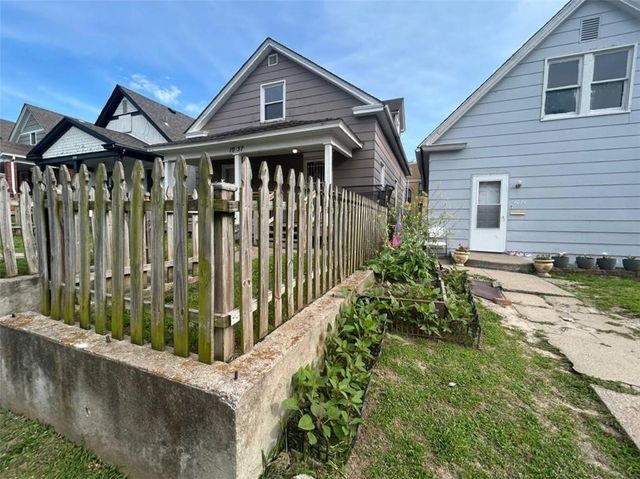 1037 Sandusky Avenue, Kansas City, KS 66102