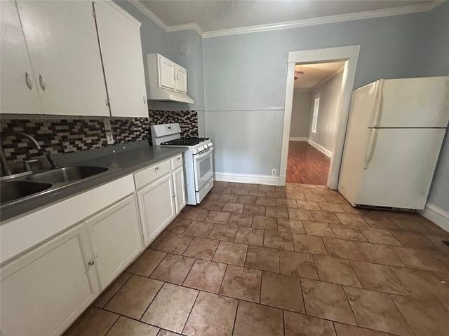 1037 Sandusky Avenue, Kansas City, KS 66102