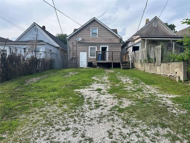 1037 Sandusky Avenue, Kansas City, KS 66102