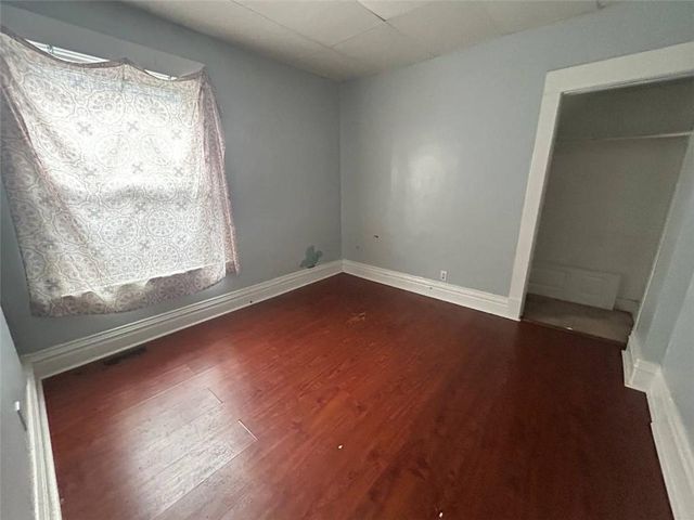 1037 Sandusky Avenue, Kansas City, KS 66102