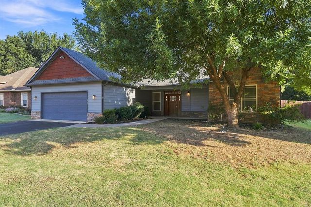 4824 W Oakcrest Road, Stillwater, OK 74075