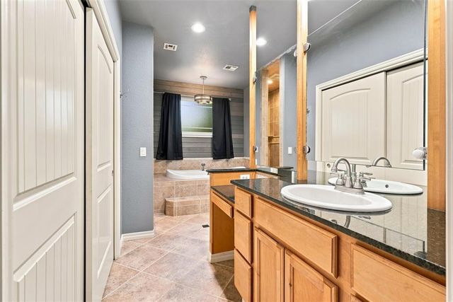4824 W Oakcrest Road, Stillwater, OK 74075