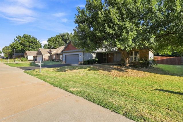 4824 W Oakcrest Road, Stillwater, OK 74075