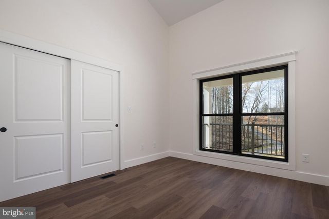11117 EGGBORNSVILLE RD, Rixeyville, VA 22737