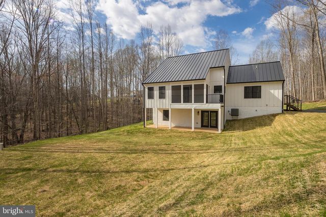 11117 EGGBORNSVILLE RD, Rixeyville, VA 22737