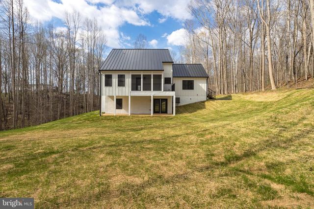 11117 EGGBORNSVILLE RD, Rixeyville, VA 22737