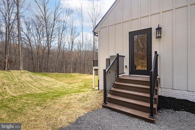 11117 EGGBORNSVILLE RD, Rixeyville, VA 22737