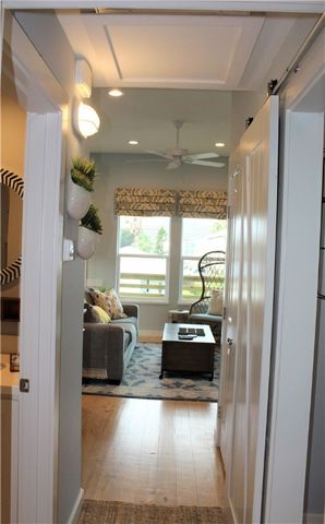 1924 S 11th St S 3, Port Aransas, TX 78373