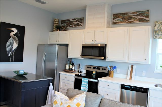 1924 S 11th St S 3, Port Aransas, TX 78373