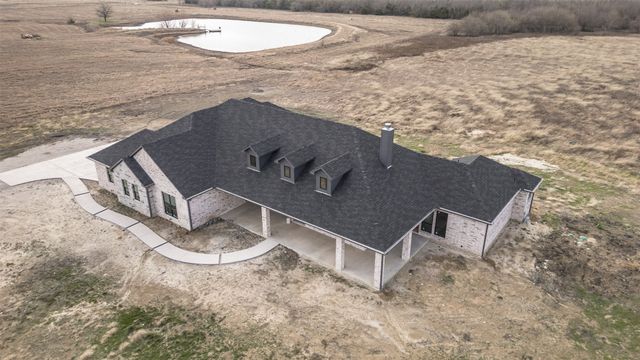 4112 County Road 1098, Celeste, TX 75423