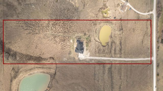 4112 County Road 1098, Celeste, TX 75423