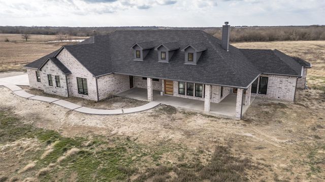 4112 County Road 1098, Celeste, TX 75423