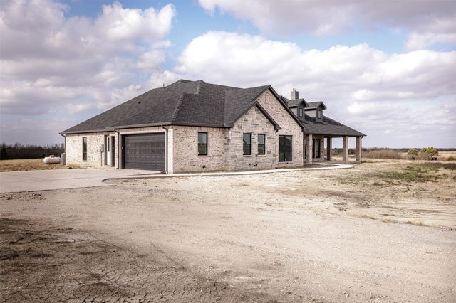 4112 County Road 1098, Celeste, TX 75423