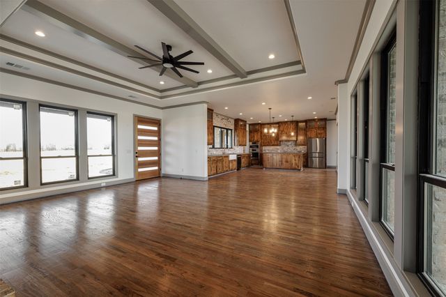 4112 County Road 1098, Celeste, TX 75423