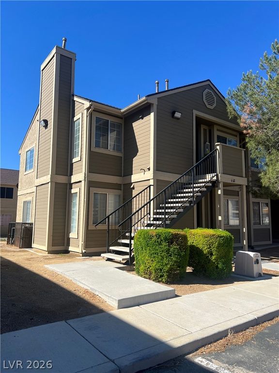 4611 KRISSYLOUISE Way C, Las Vegas, NV 89121