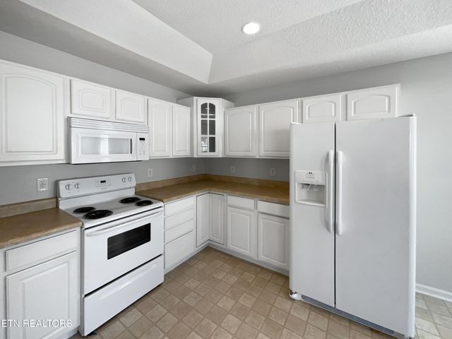 823 Colonial Estates Way, Knoxville, TN 37920