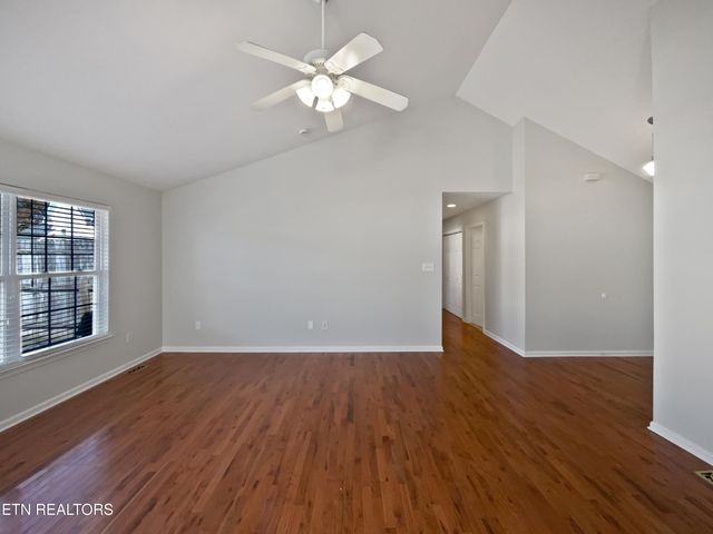 823 Colonial Estates Way, Knoxville, TN 37920