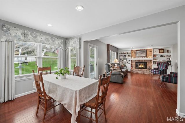 1432 Westbrooke Terrace Drive, Ballwin, MO 63021
