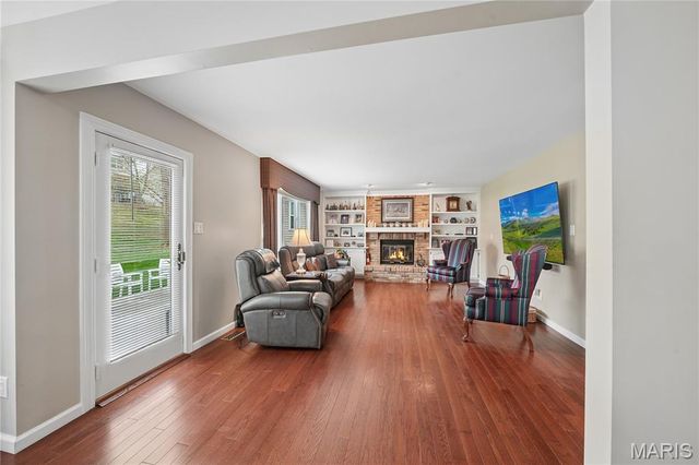 1432 Westbrooke Terrace Drive, Ballwin, MO 63021