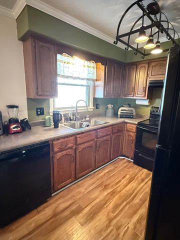 861 Barnett Road, Brodhead, KY 40409