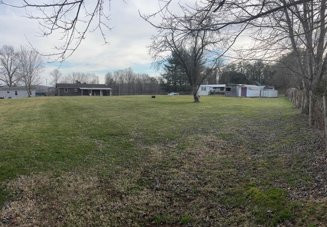 861 Barnett Road, Brodhead, KY 40409