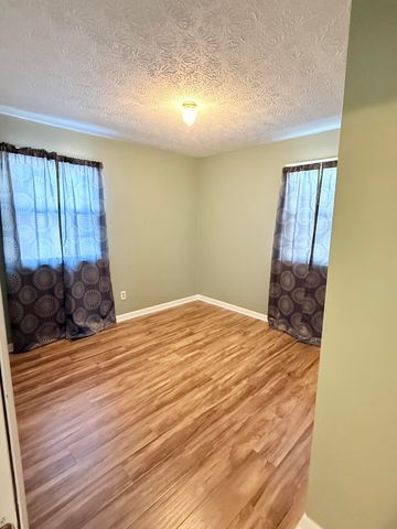 861 Barnett Road, Brodhead, KY 40409