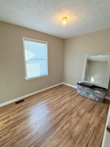 861 Barnett Road, Brodhead, KY 40409