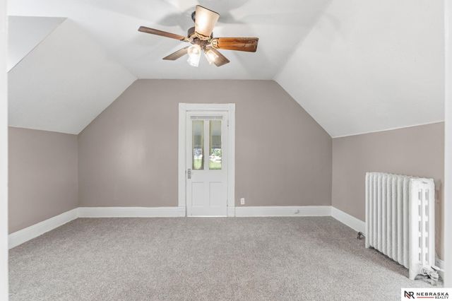 924 S 31 Street, Omaha, NE 68105