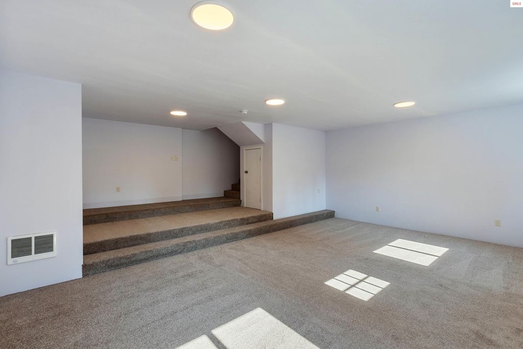 205 Ullr Drive, Sandpoint, ID 83864 photo 36