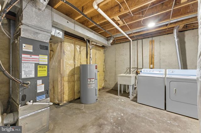 624 WHISPERING WIND CT, Gaithersburg, MD 20877