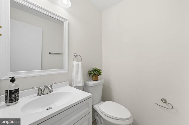 624 WHISPERING WIND CT, Gaithersburg, MD 20877