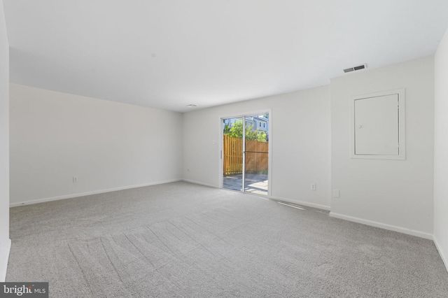 624 WHISPERING WIND CT, Gaithersburg, MD 20877