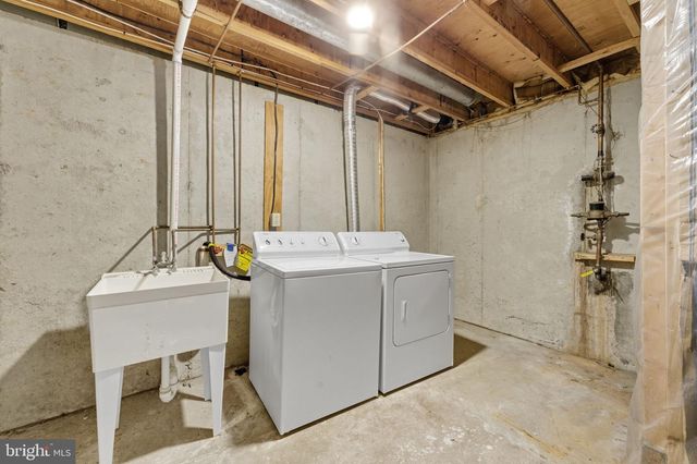 624 WHISPERING WIND CT, Gaithersburg, MD 20877