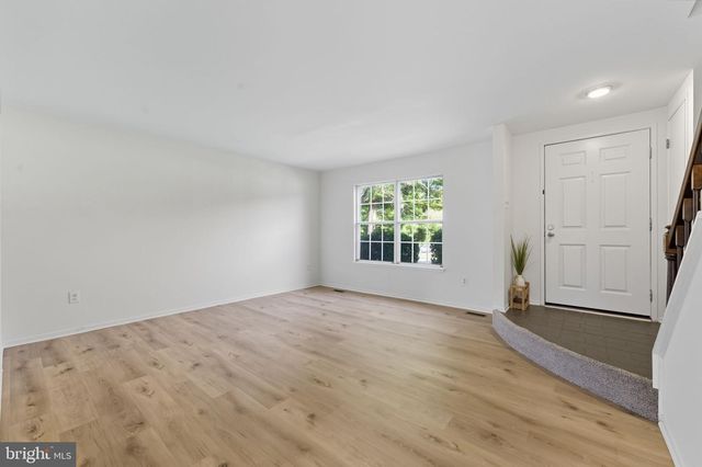 624 WHISPERING WIND CT, Gaithersburg, MD 20877