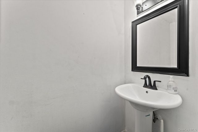 534 Warwick Street, Brooklyn, NY 11207